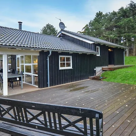 Holiday home Stunning Home In Knebel With Kitchen *